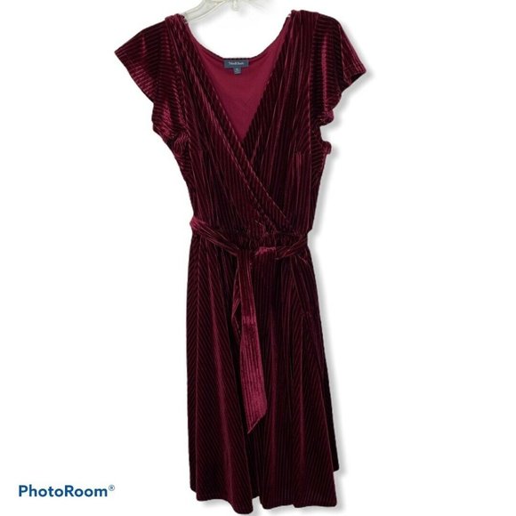 NEW Modcloth Timeless Embrace Velvet Midi Dress - Picture 2 of 7